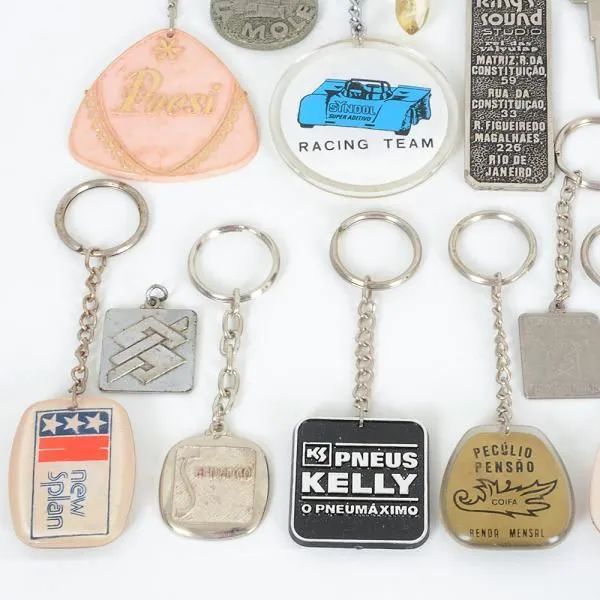 Mais de 30 chaveiros - Foto 3