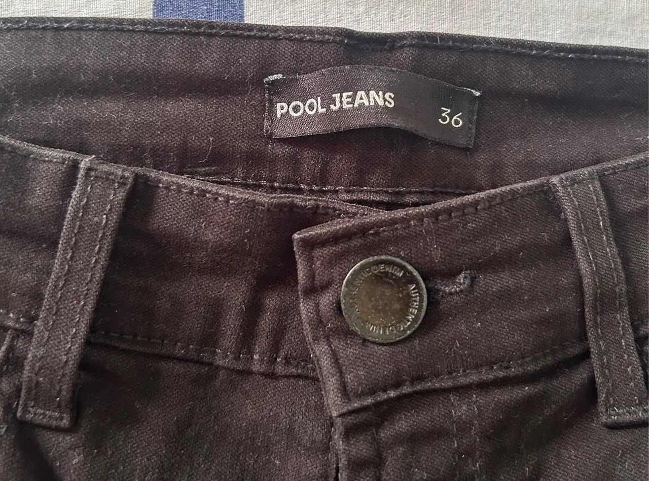 Calça Jeans Preta - Tamanho 36 - Foto 3