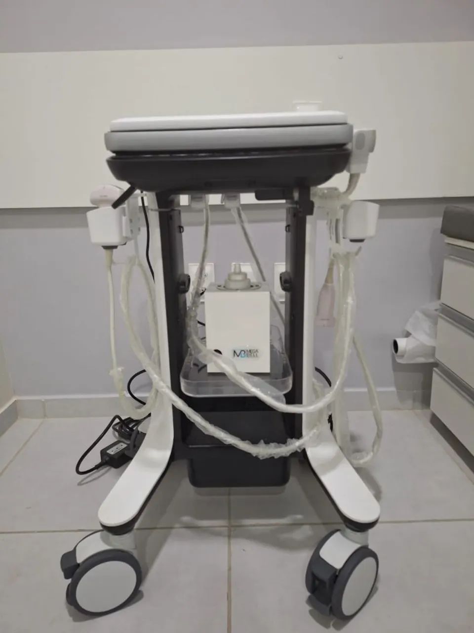 Aparelho de Ultrassonografia HM70 EVO Samsung 2023 portátil com sonda volumétrica (3D/4D) - Foto 6