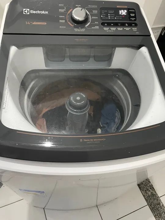 Máquina de Lavar Electrolux 14kg - Jet&Clean - Foto 2