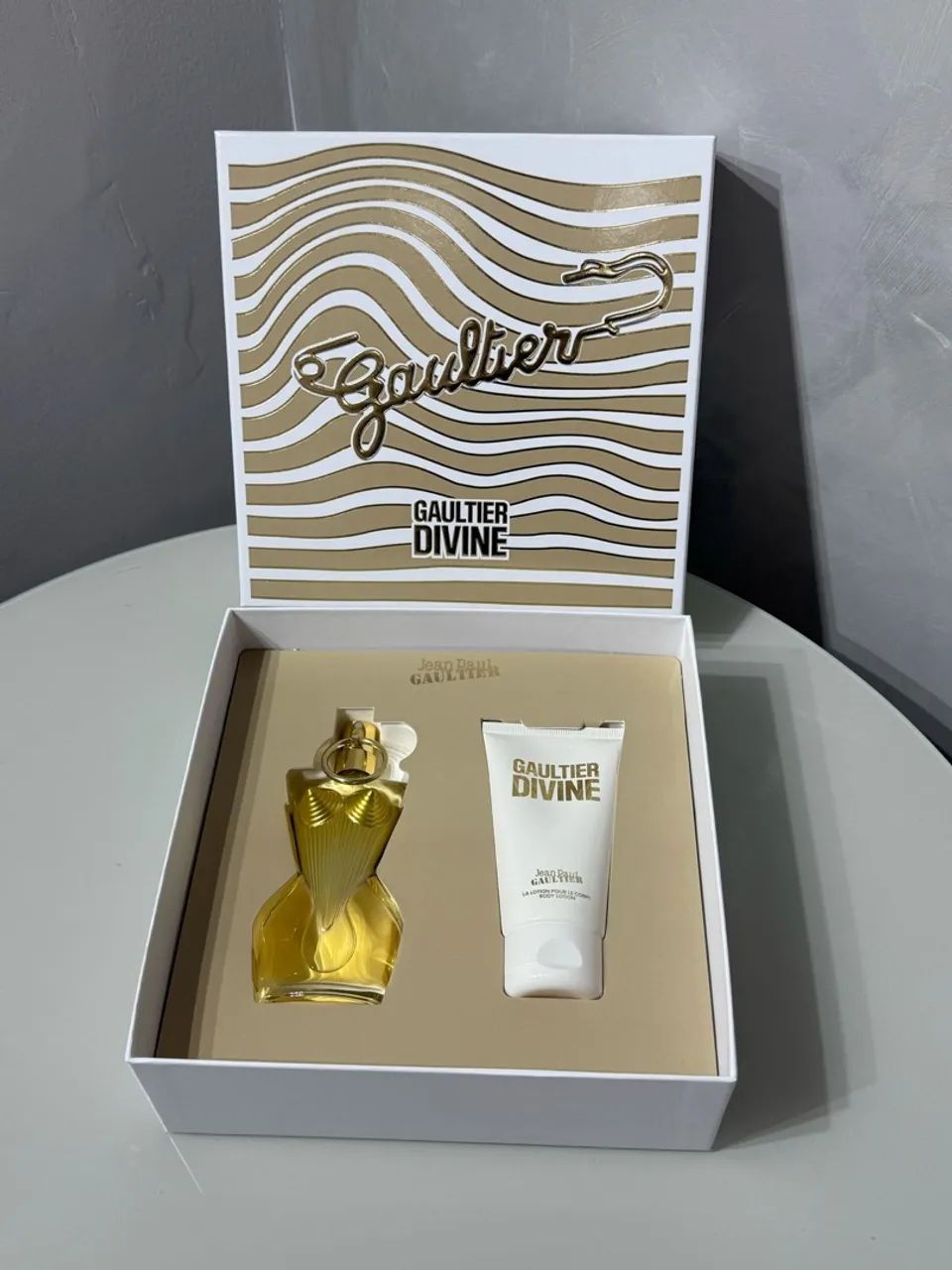 Kit Divine - Jean Paul Gaultier  - Foto 2