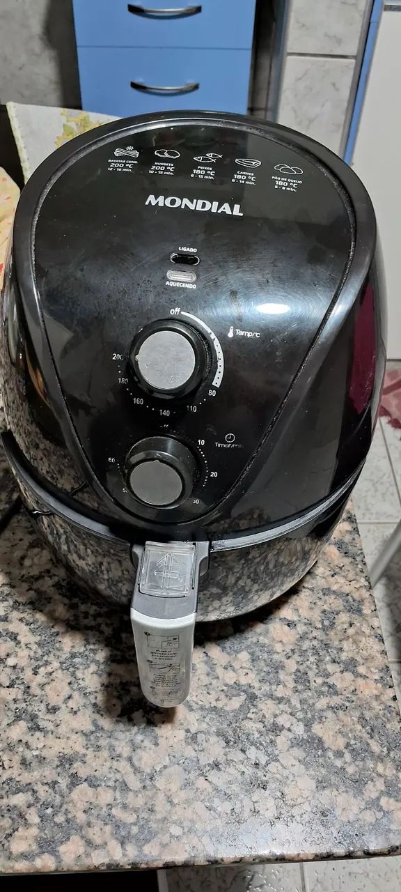 Fritadeira Elétrica AirFryer Mondial New Pratic 3,5 litros