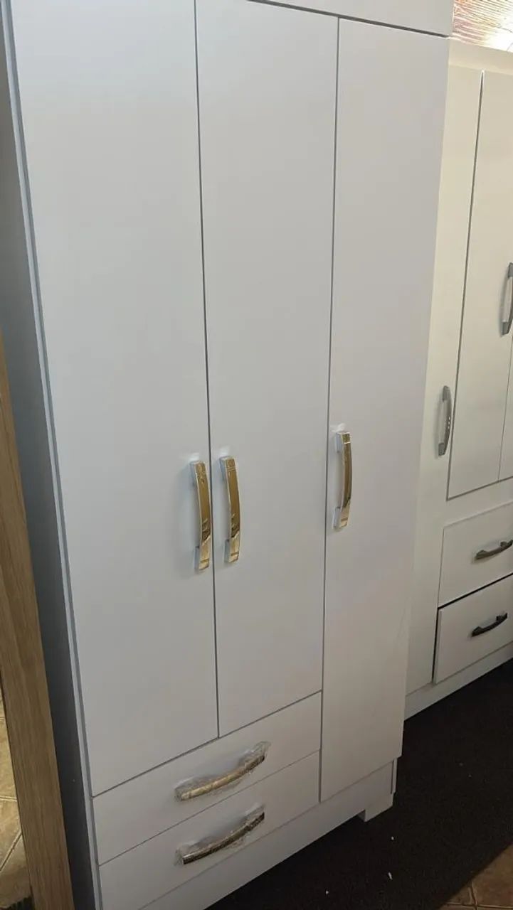 Guarda roupa 3 Portas Branco