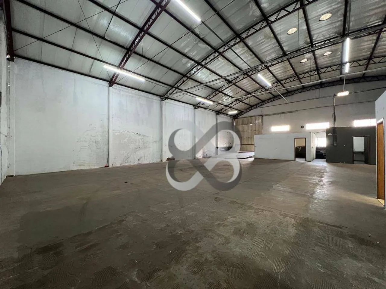 Barracão para alugar, 550 m² por R$ 9.500/mês - Jardim Tabapuã - Londrina/PR