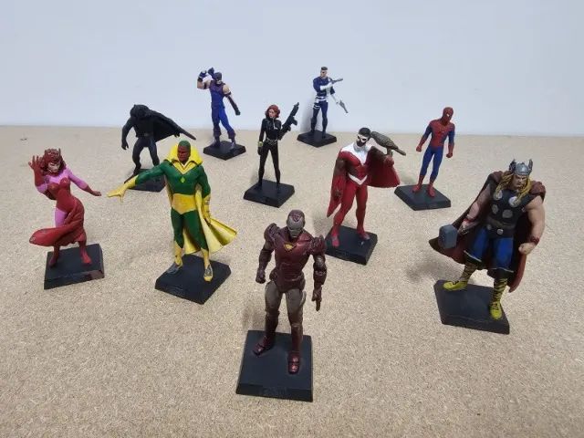 Coleção 73 miniaturas Marvel - Hobbies e coleções - Barra de