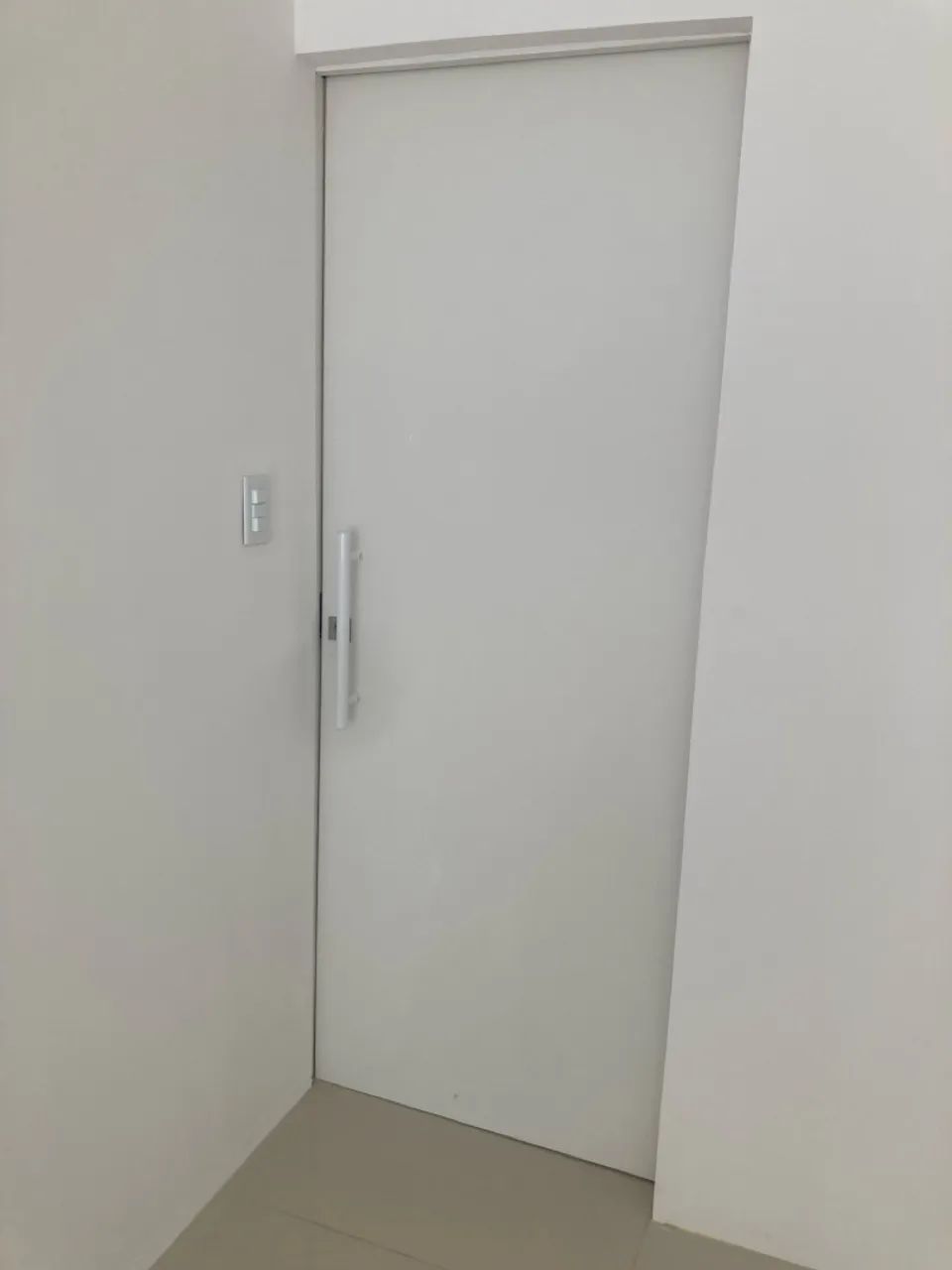 Porta de correr 64595629168130123