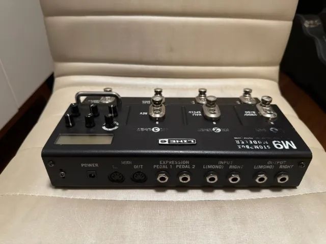 Pedaleira Line 6 M9 - Conservada!!! Fonte Original