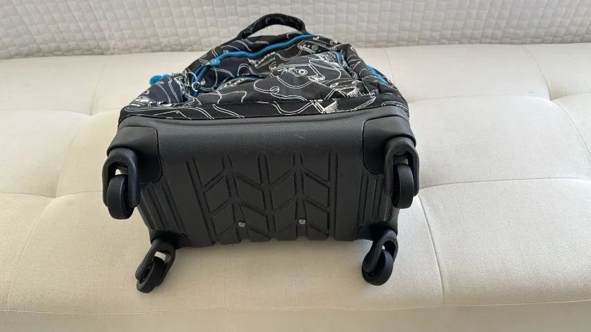 Mochila Kipling com rodinhas - Foto 4