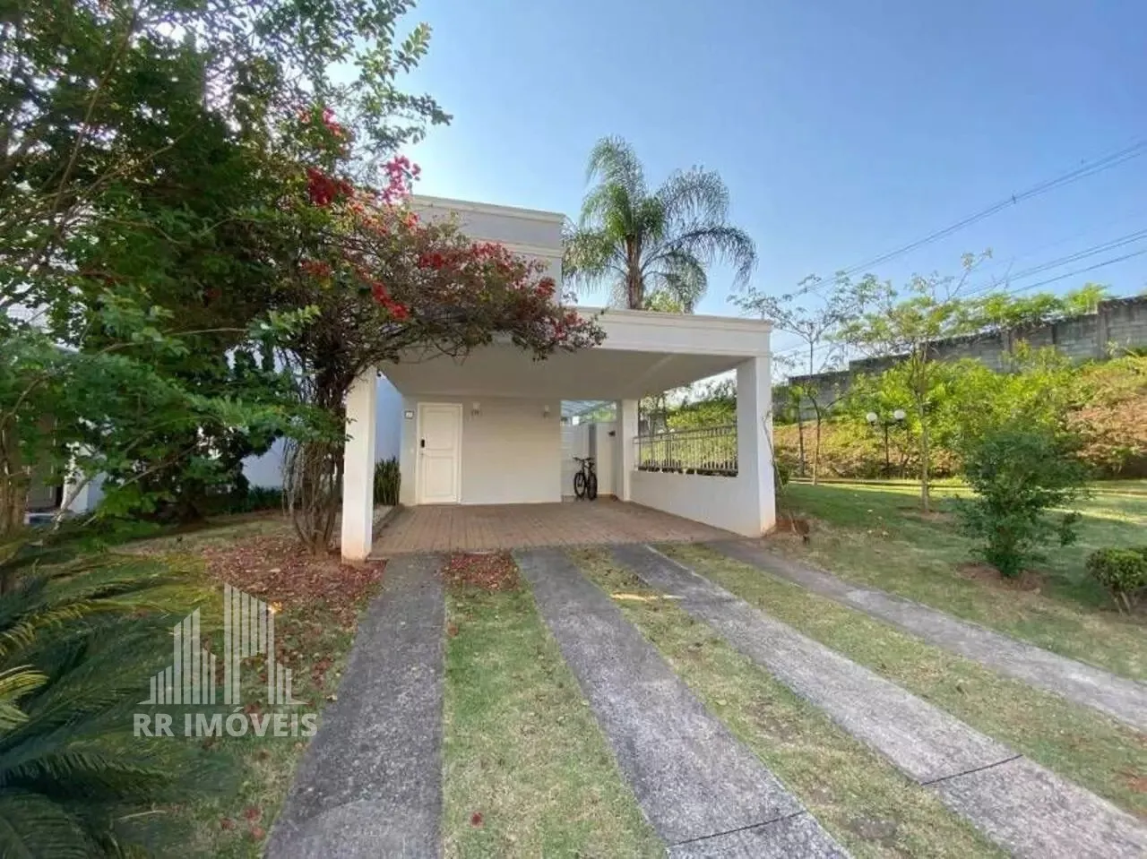 RR6333 Casa 180m² CONDOMÍNIO QUINTAS DO TAMBORÉ - OPORTUNIDADE - 3 Dorms 4 Vagas - Santana