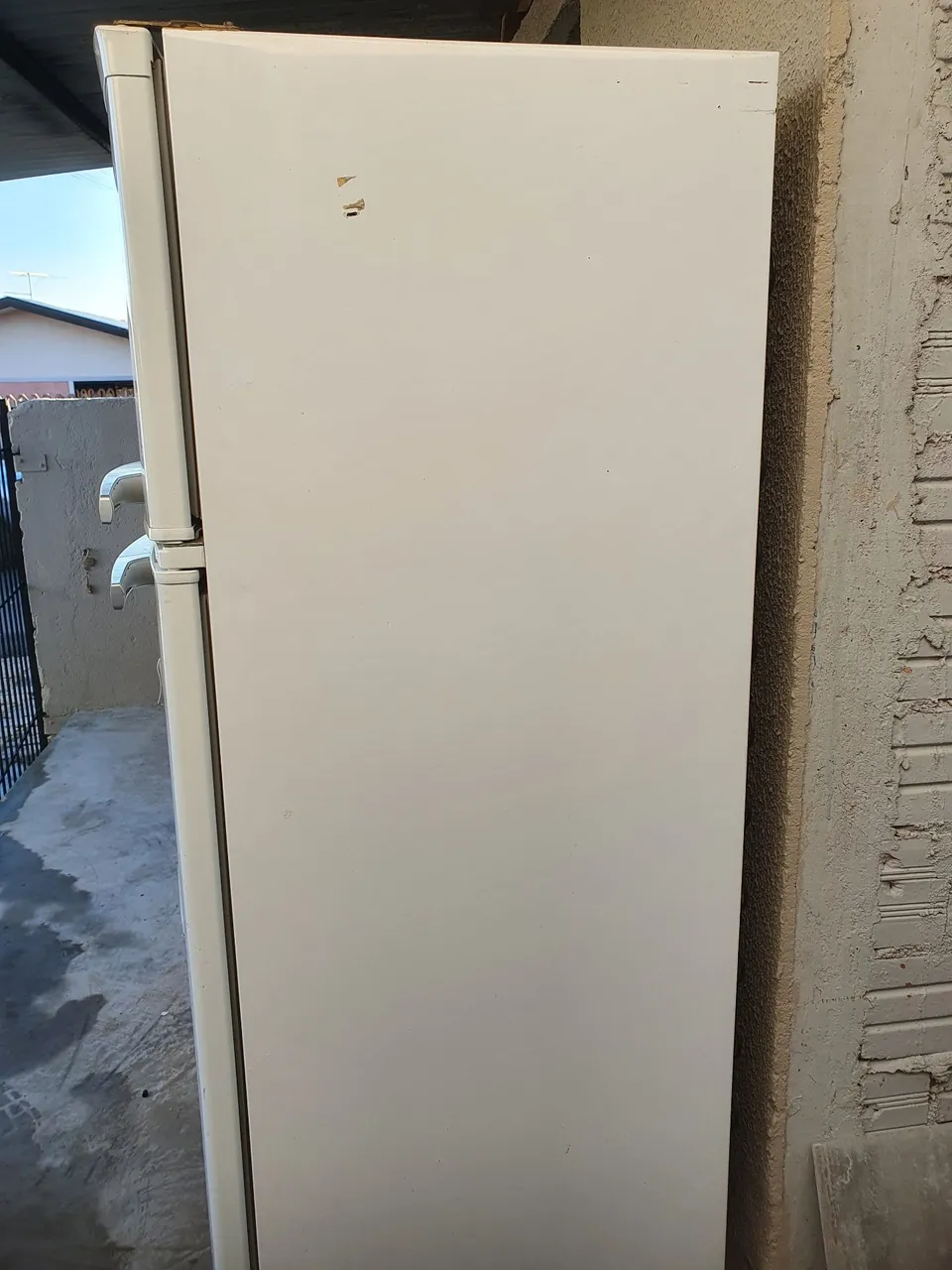 Geladeira usada em bom estado