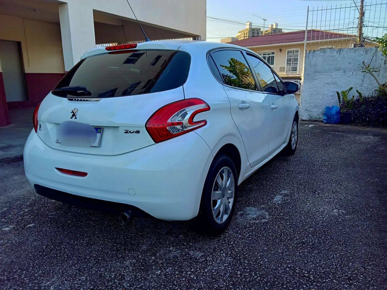 Peugeot 208 Active/active Pack 1.5 Flex 8V 5P 2014 - Foto 3