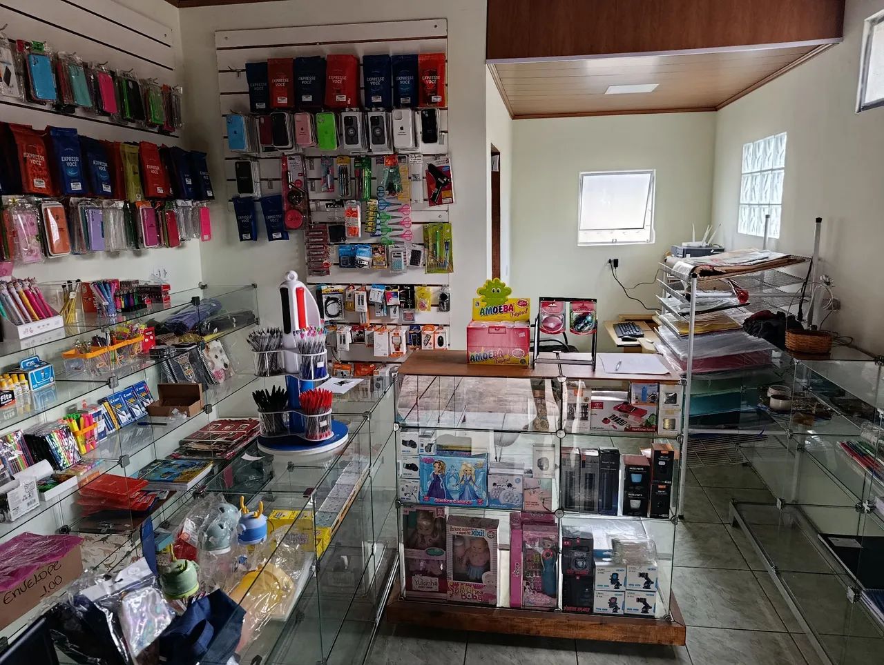 Papelaria, acessórios de celulares e brinquedos - Foto 4