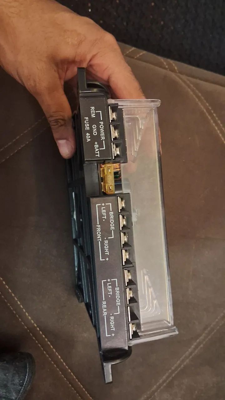 Stetsom VS 600.4 Vision  - Foto 3