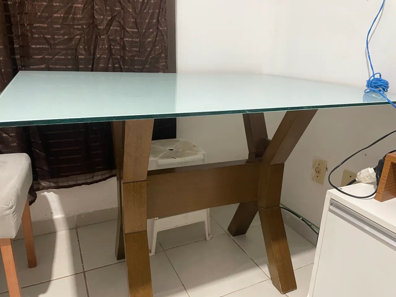 Mesa com tampo de vidro  - Foto 3