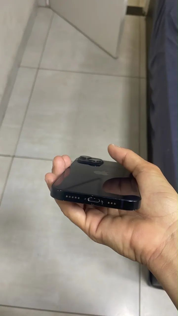 iPhone 14 - Foto 3