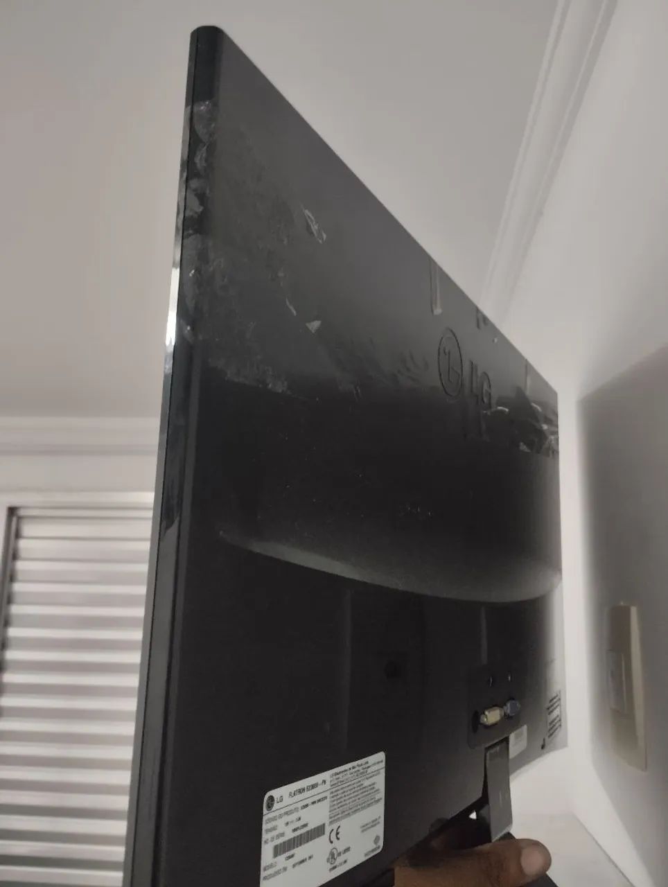 Monitor LG 23" E2360V LC - Foto 2