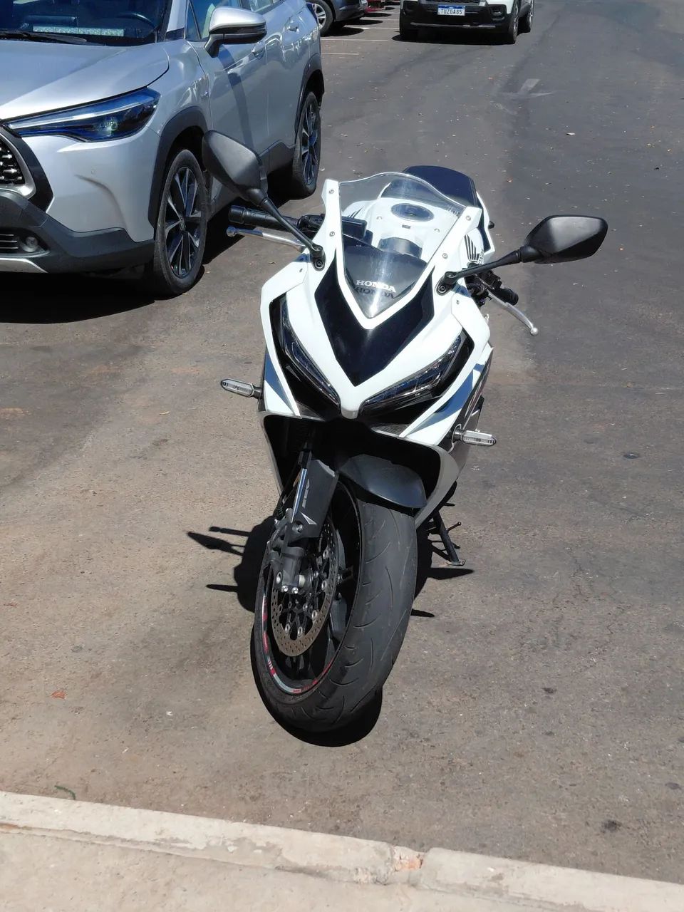 VENDO CBR 650R - Foto 2