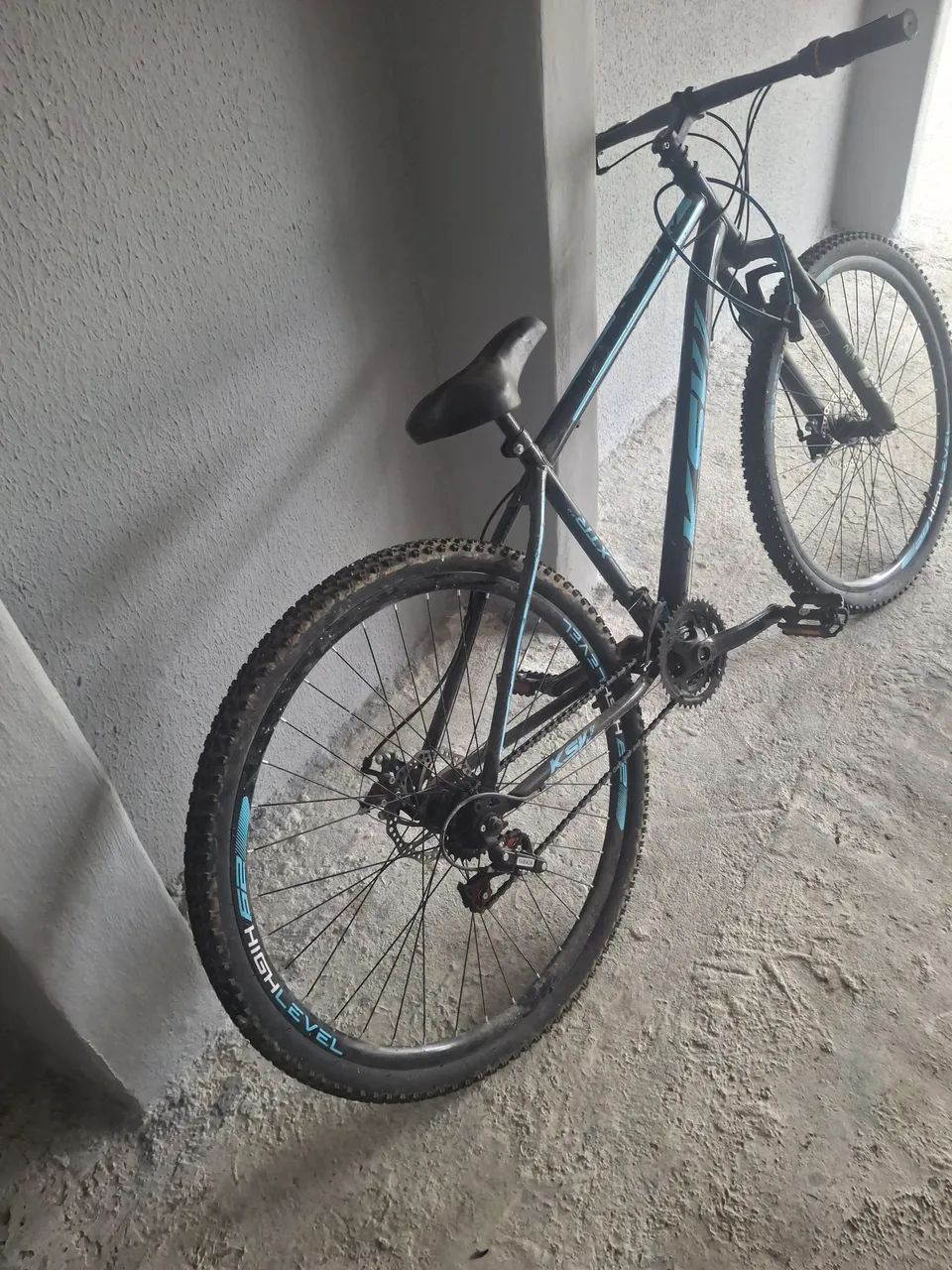 Bicicleta semi nova