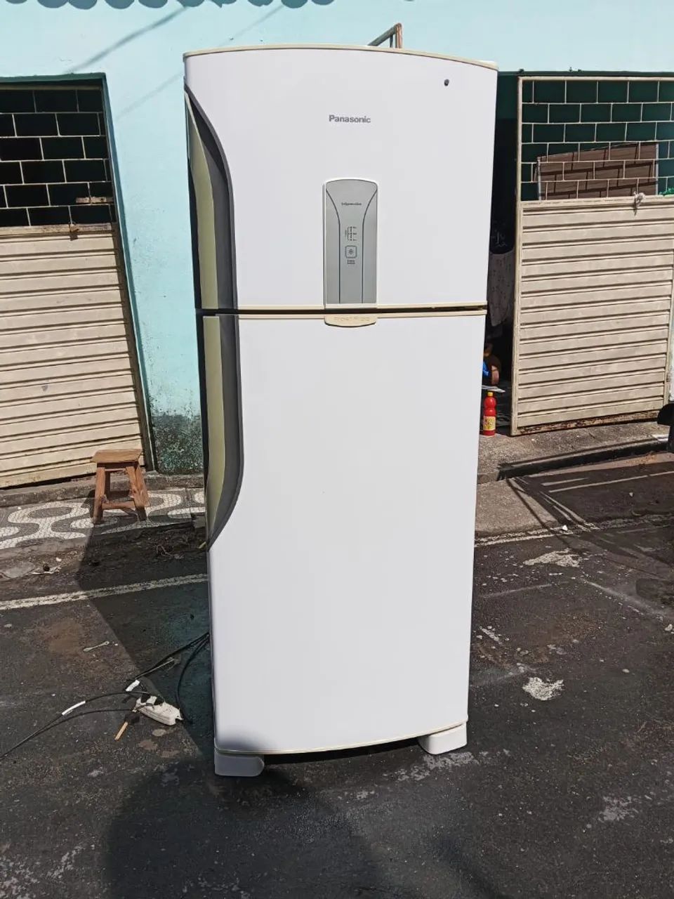 Geladeira semi nova 