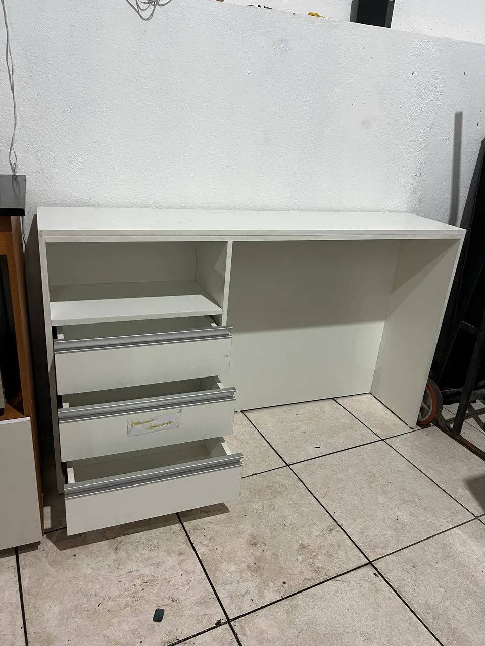 Mesa de notebook 1,40m topa tudo - Foto 3