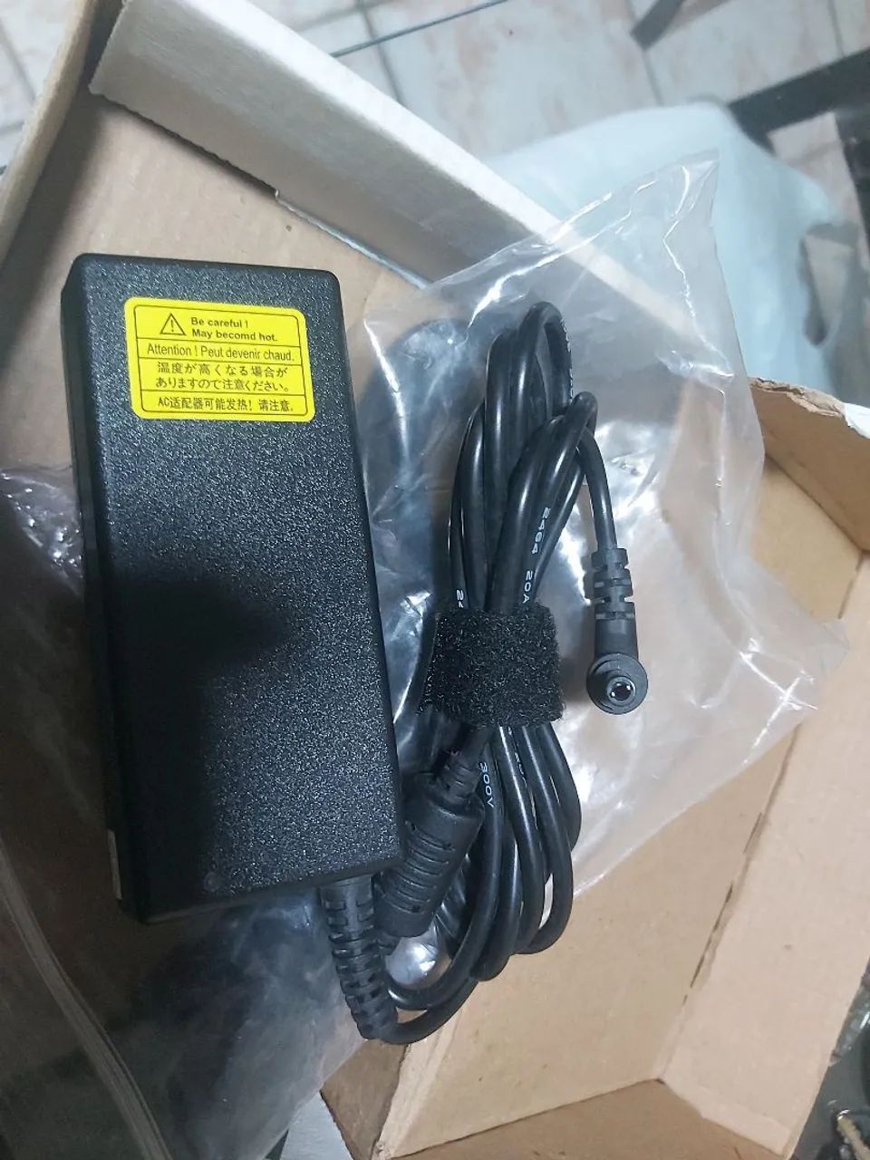 Fonte alimentação Lenovo 65w 20v - Foto 3