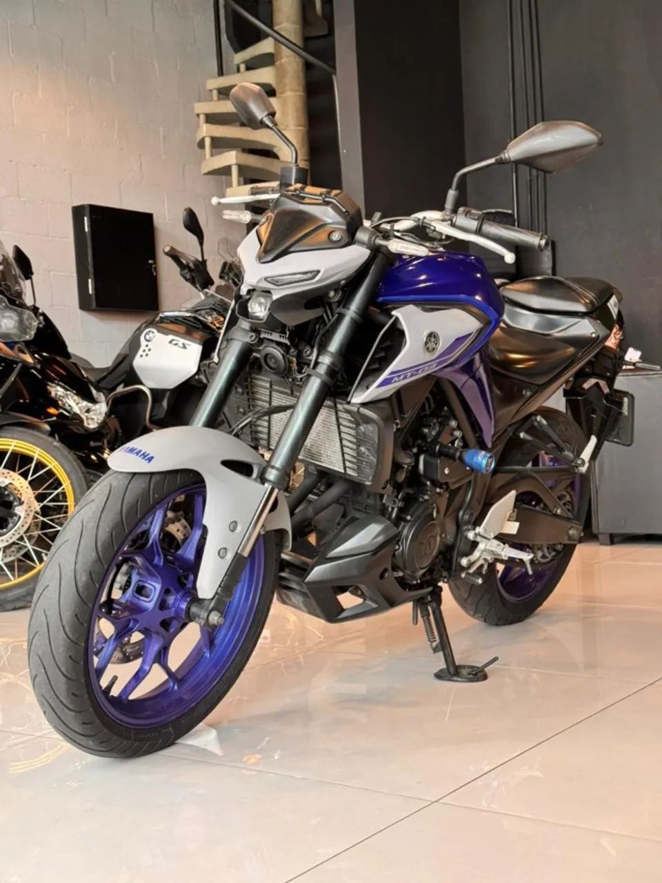 YAMAHA - MT-03 ABS - Foto 2