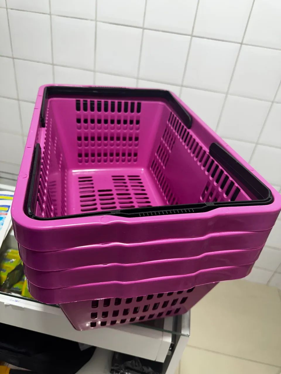 Cestas utilitárias 418478436584663042