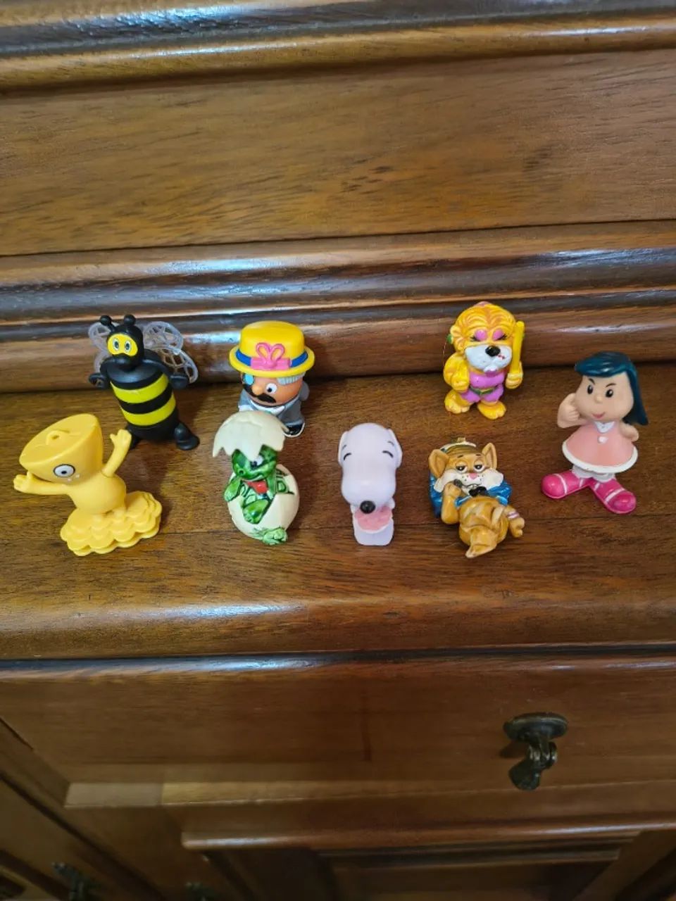 8 Miniaturas Kinder Ovo e Outras - Foto 2