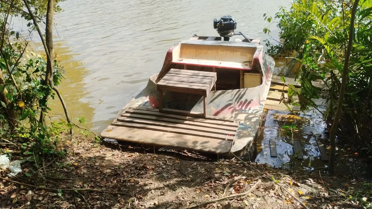 Vendo Mini Barco Catamarã  - Foto 3