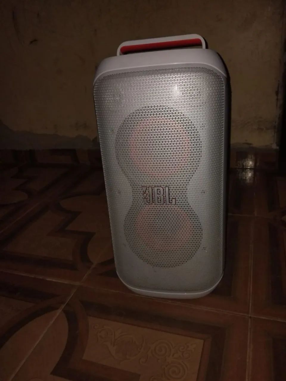 JBL 