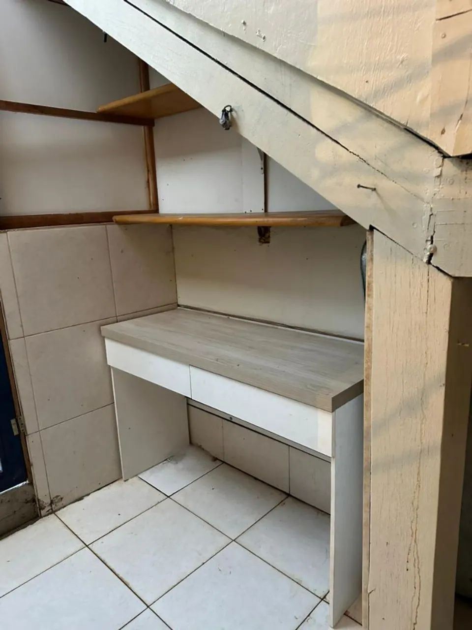 Alugo apartamento mobiliado de 1 quarto - Foto 2