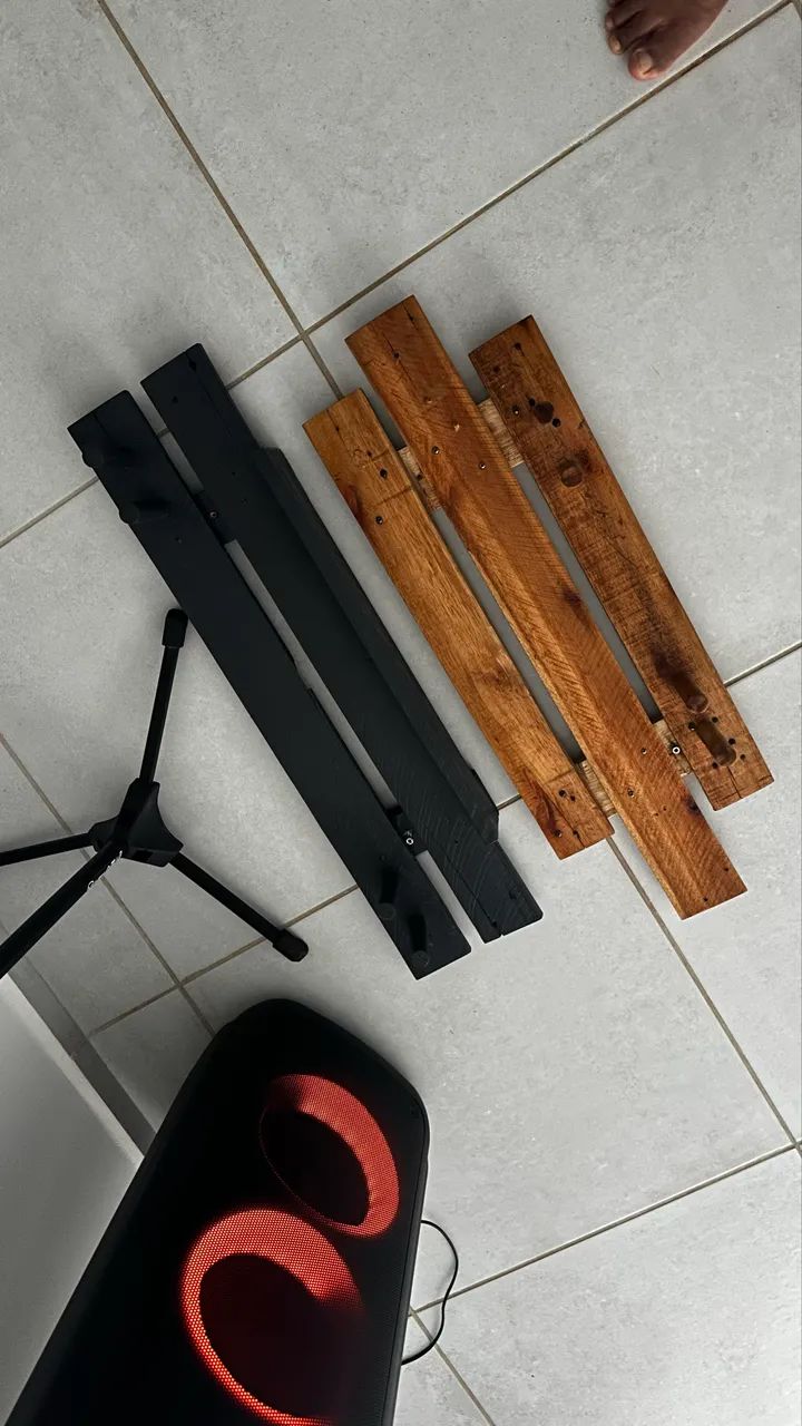 Suporte Rústico para Violão 