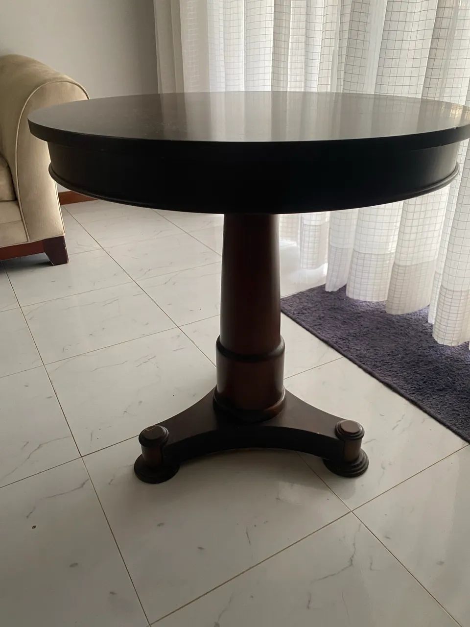 Mesa de canto 