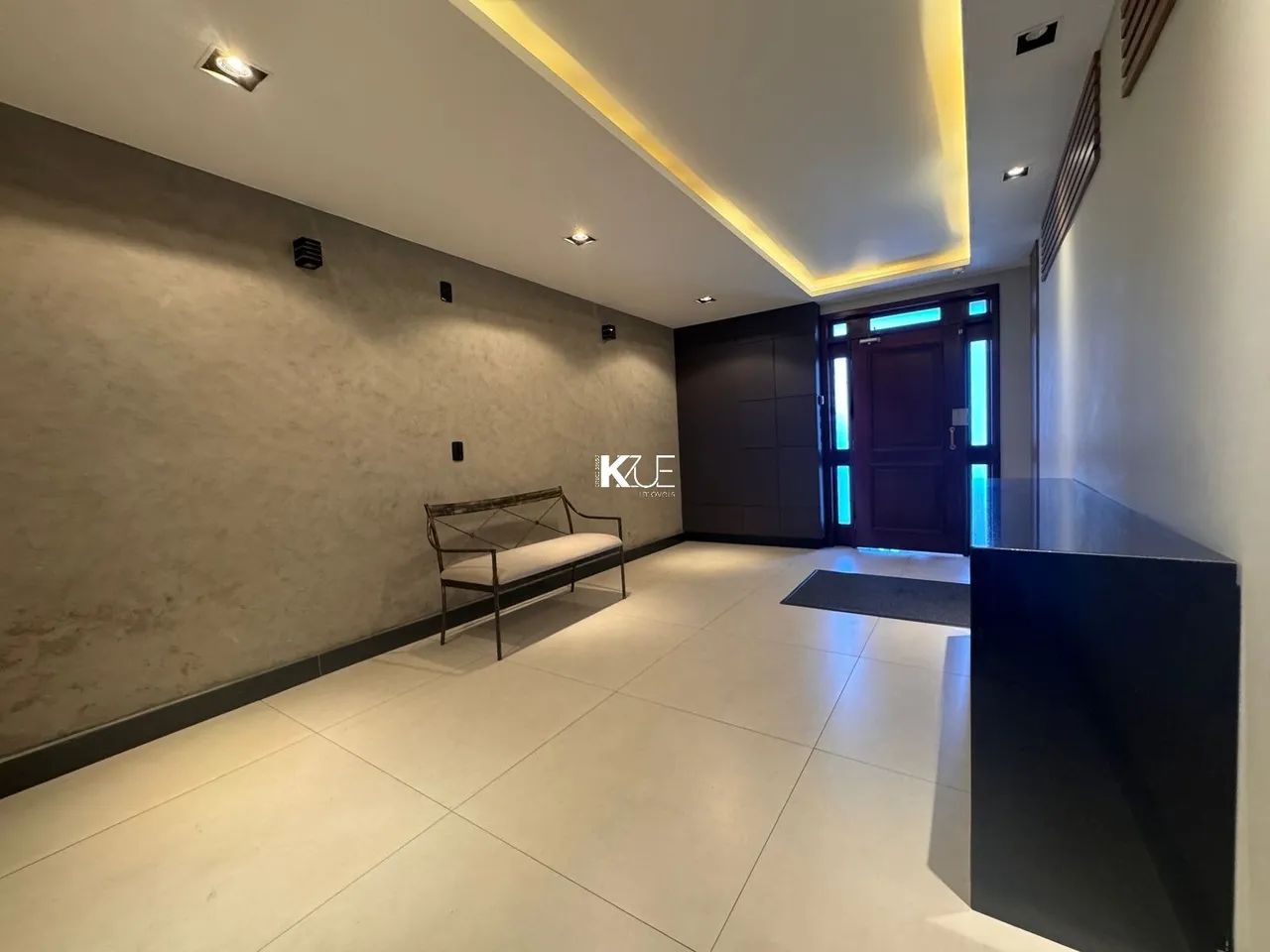 Apartamento bem localizado em coqueiros! Edifício de frente para o mar! - Foto 5
