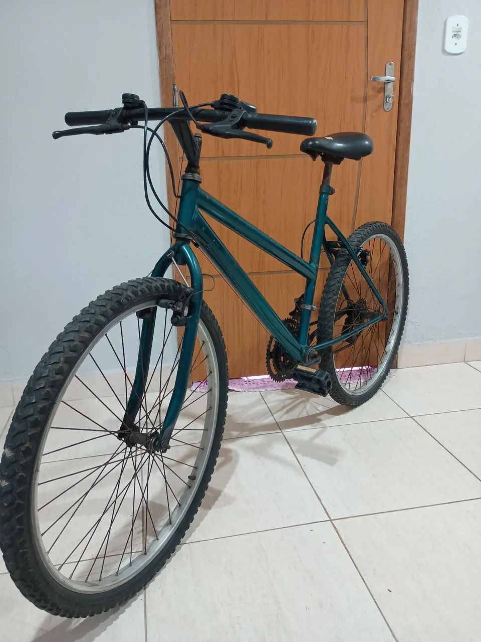 Bicicleta 18 marchas aro 26  - Foto 2