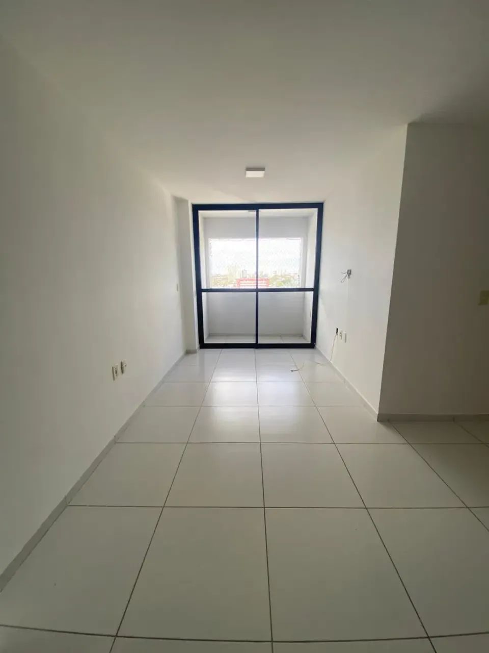 ALUGO APARTAMENTO COM 2 QUARTOS SEMIMOBILIADO NO FAROL (Edifício Spazio Vita) - Foto 3