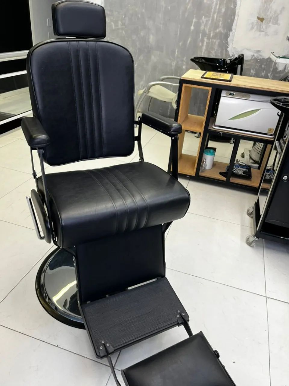 Cadeira de Barbeiro nova 