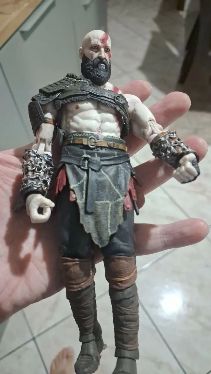 Bonecos kratos e atreus god of war 2018 neca  - Foto 3
