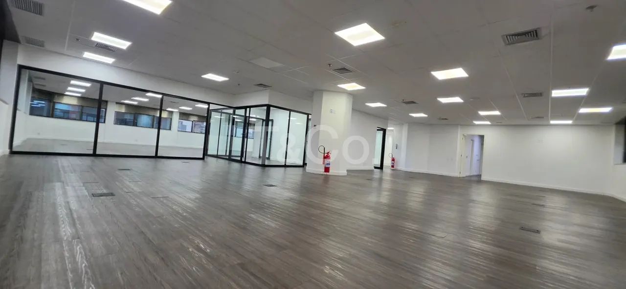 Sala Comercial 481 M² Cambui