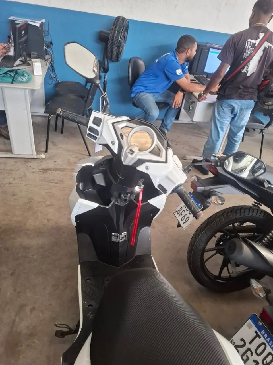 Honda Elite 2019 - Foto 2