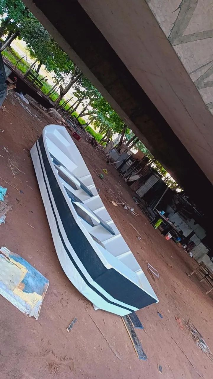 Fabricação de barcos na fibra de vidro  - Foto 2