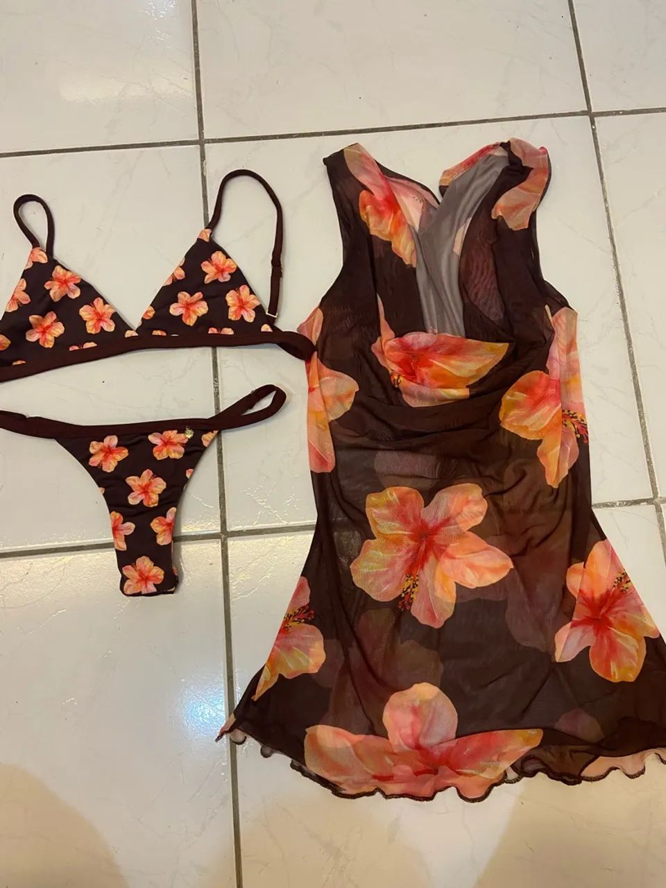 Conjunto floral praia - Foto 2