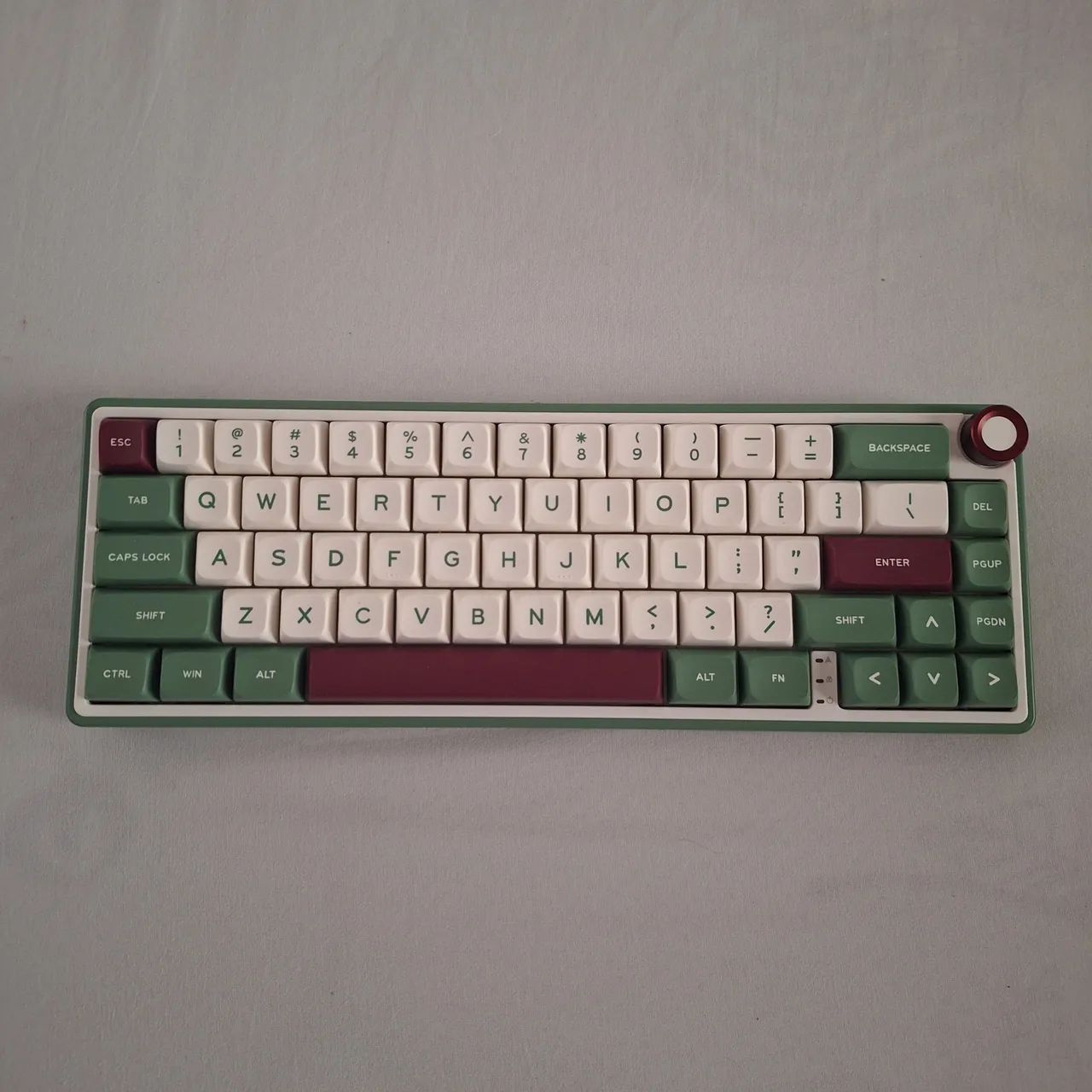 Teclado Mecânico R65 Royal Kludge (NOVO)
