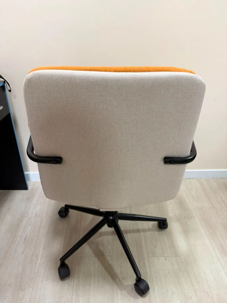 Cadeira de Escritório Bennett - Amarelo e Bege - Foto 4