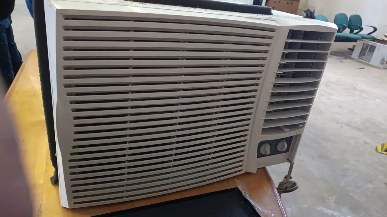 Vendo ar condicionado 20mil BTUs  - Foto 2
