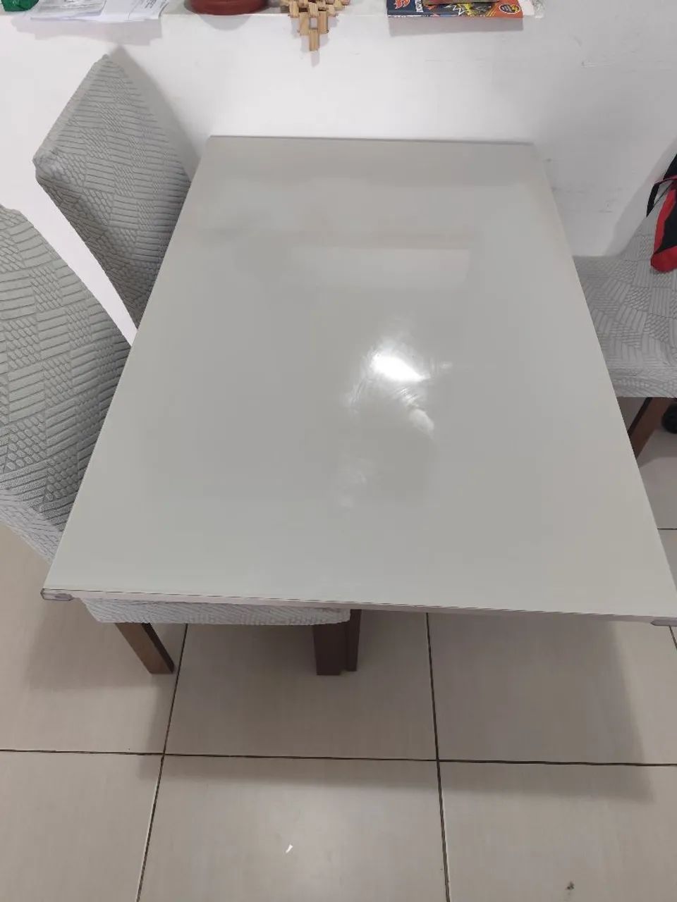 Mesa de jantar para 4 cadeiras (apenas a mesa)  - Foto 2