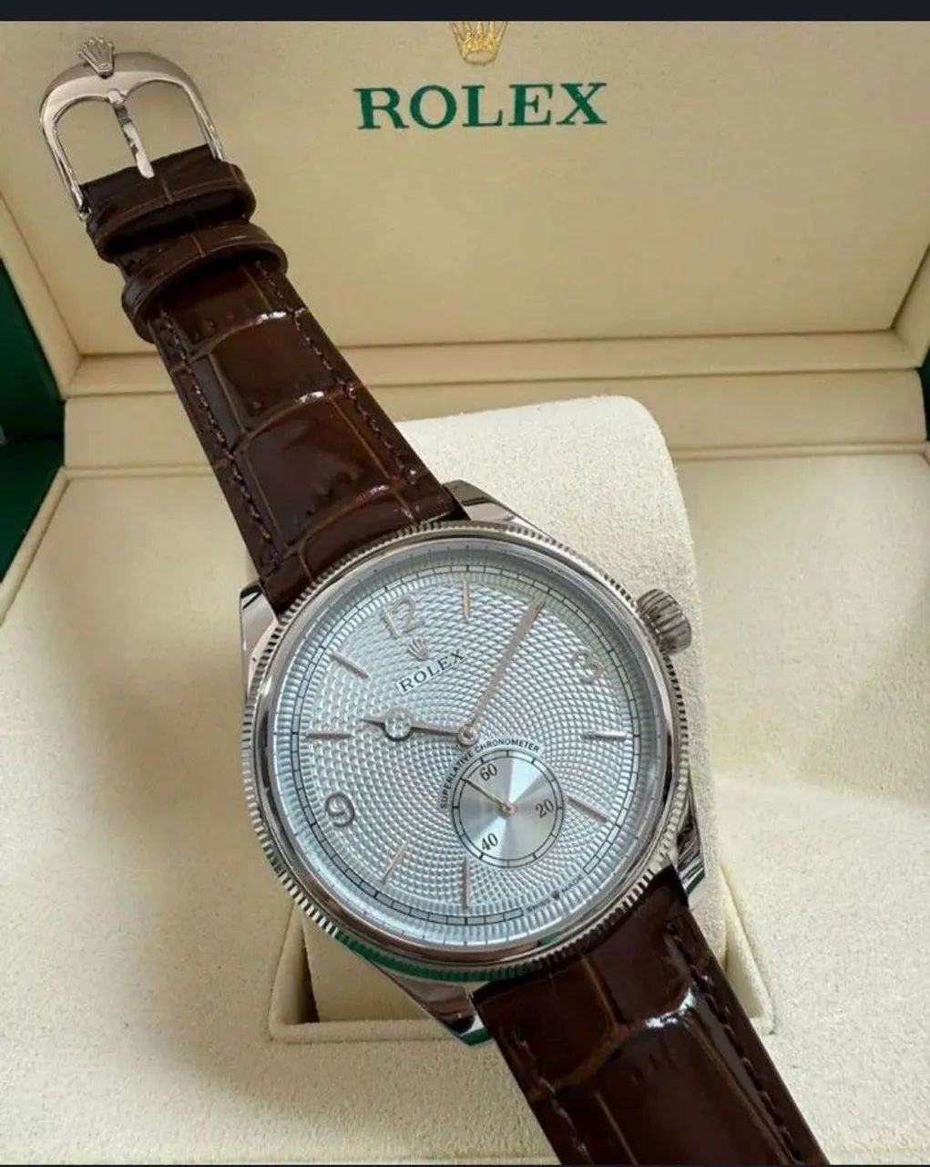 Relógio Estilo Rolex 1908 em Aço Inoxidável e Couro
