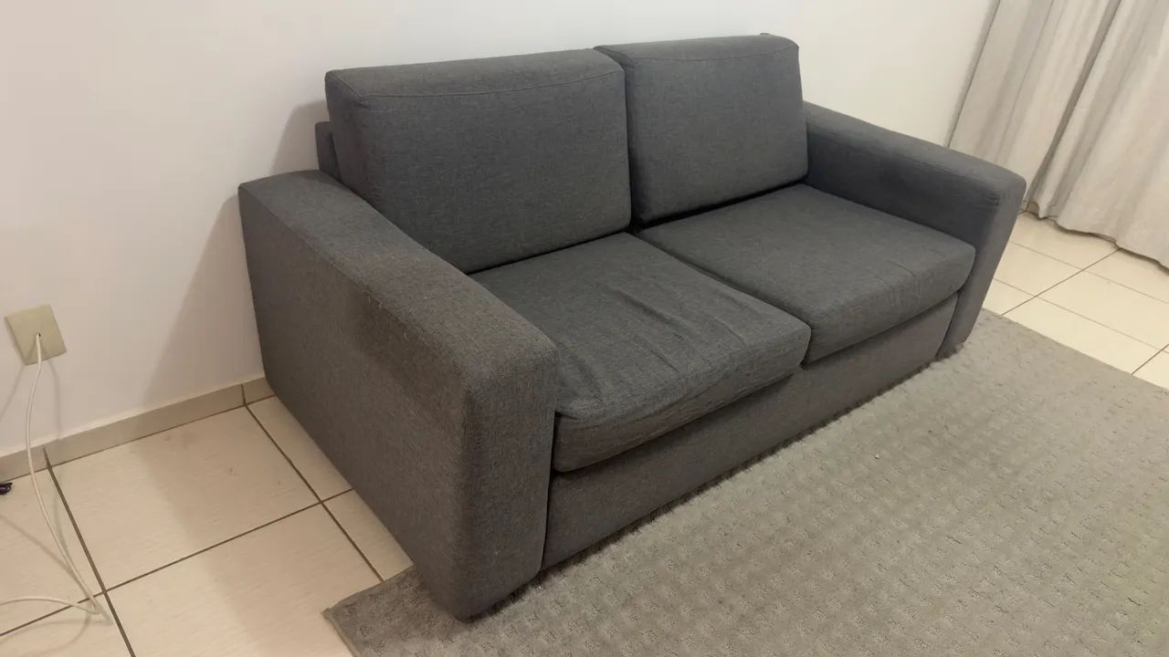Sofá de Linho Cinza