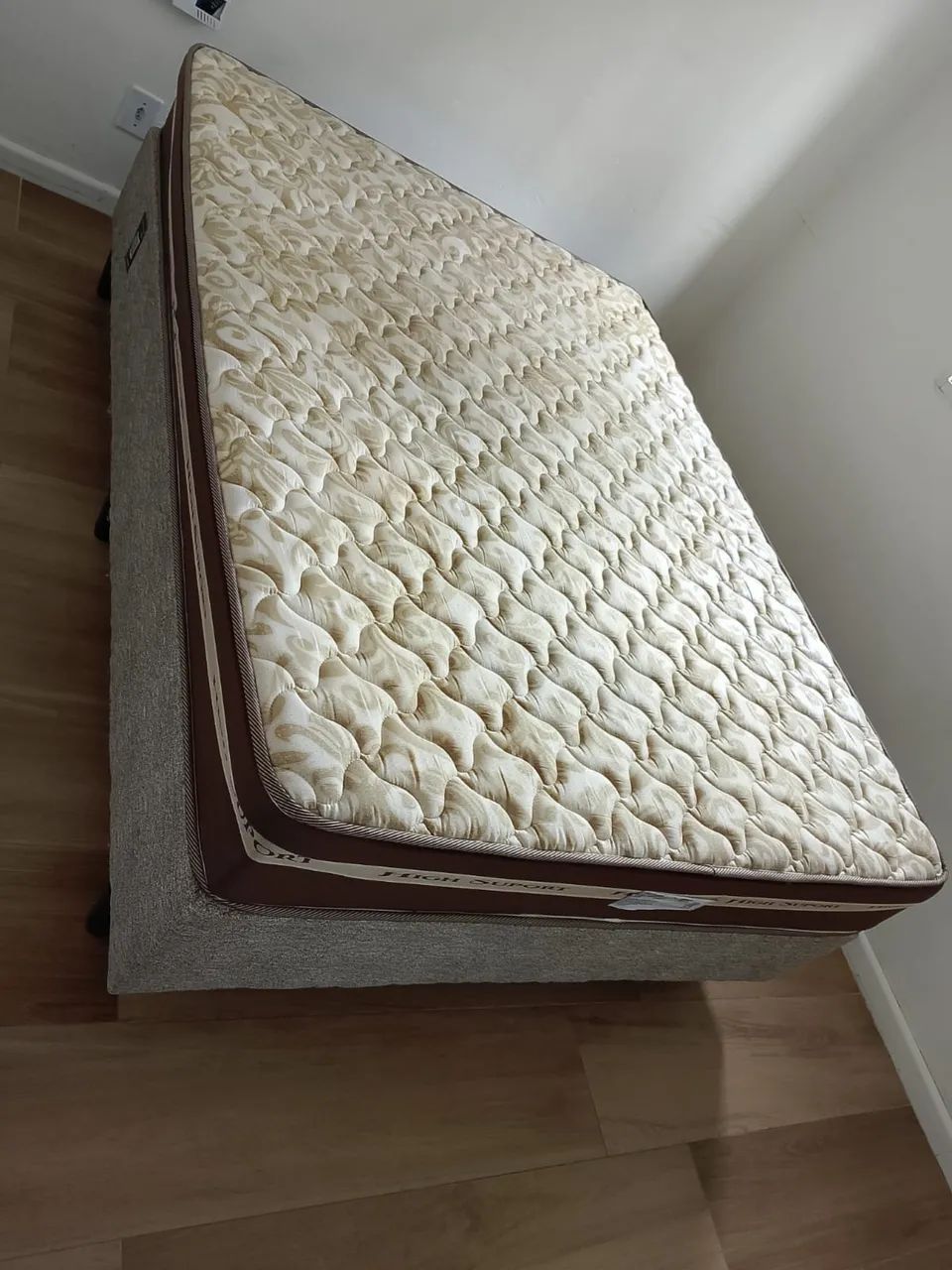 Cama Box Casal
