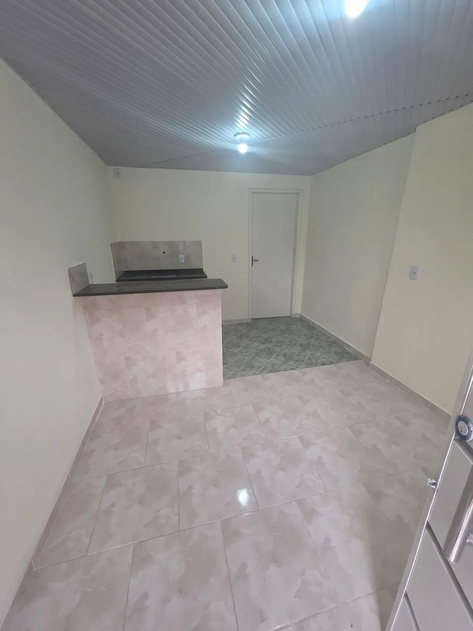 VENDO APARTAMENTO INDIVIDUAL E PRÉDIO COM APARTAMENTOS  - Foto 2